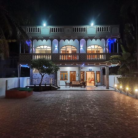 Nallur Holidays Inn Jaffna Eksteriør billede